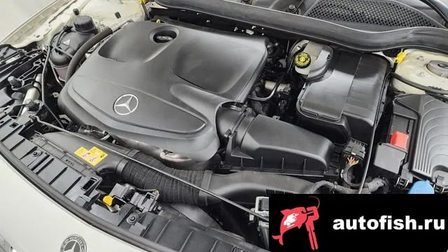 Mercedes-Benz GLA-Class GLA-Class X156 2018 года - вид 6