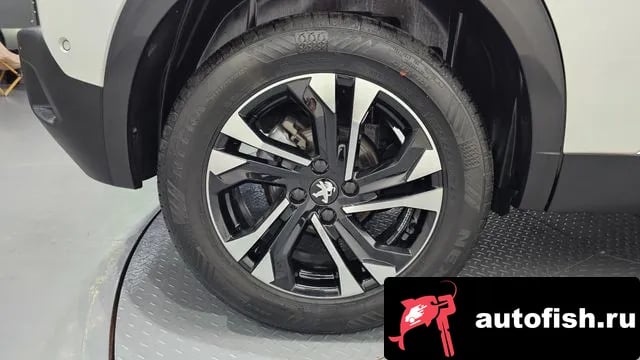 Peugeot 2008 2008 Second generation 2023 года - вид 5