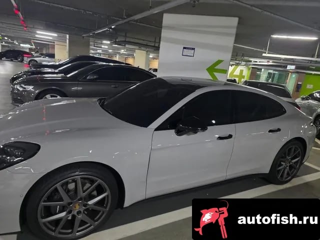 Porsche Panamera Panamera (976) 2025 года - вид 3