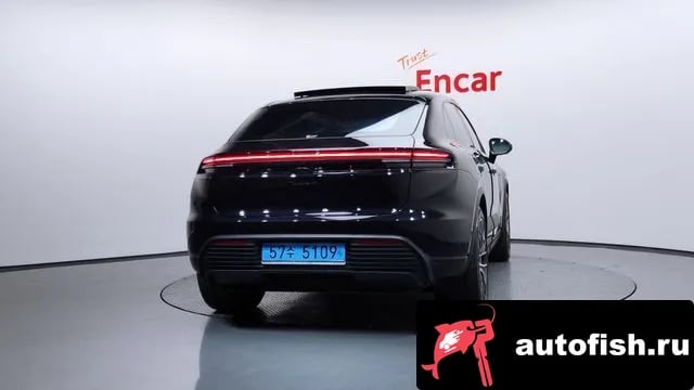 Porsche Macan Makan EV 2025 года - вид 4