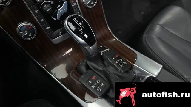 Volvo S60 S60 2018 года - похожие автомобили