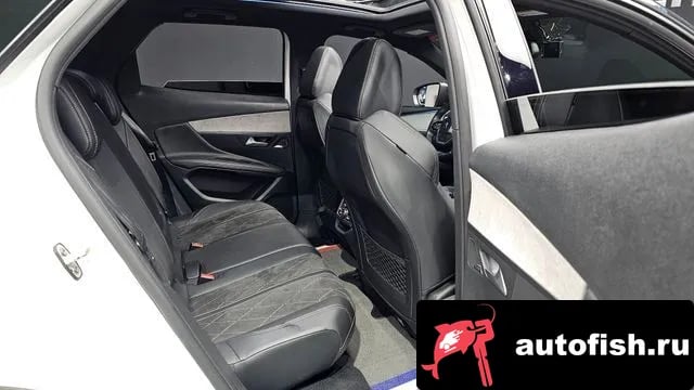 Peugeot 3008 3008 second generation 2018 года - похожие автомобили