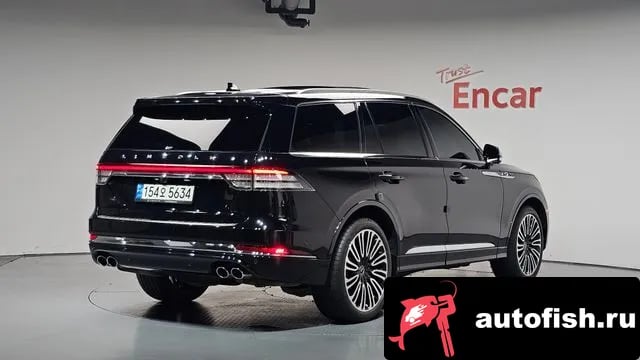 Lincoln Aviator Aviator 2nd generation 2022 года - вид 2
