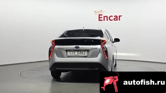 Toyota Prius Prius 4th Generation 2018 года - вид 4