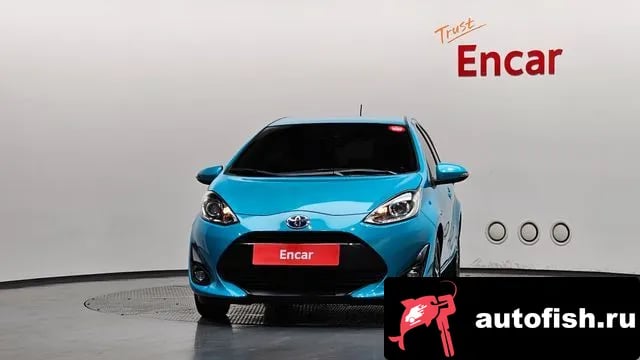 Toyota Prius Prius C 2018 года - вид 3