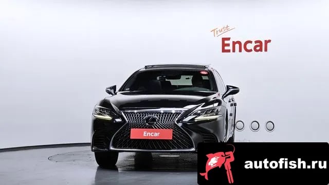 Lexus LS LS500 5th generation 2018 года - вид 3