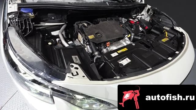 Peugeot 3008 3008 second generation 2019 года - вид 6