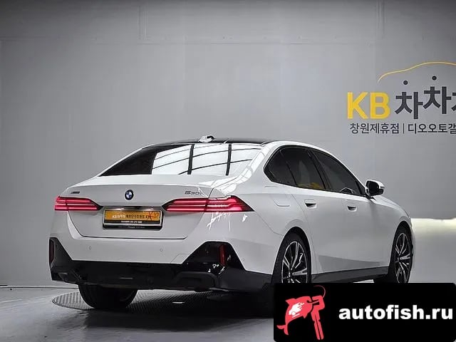 BMW 5-Series 5 Series (G60) 2025 года - похожие автомобили