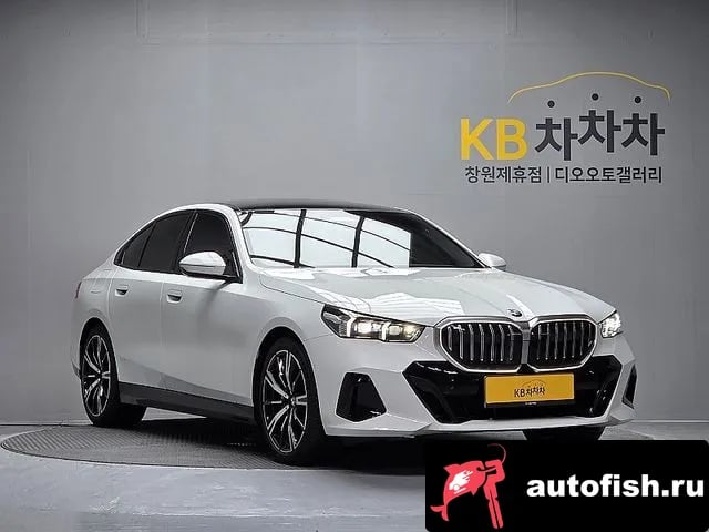 BMW 5-Series 5 Series (G60) 2025 года - вид 5