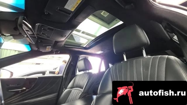 Lexus LS LS500h 5th generation 2019 года - похожие автомобили