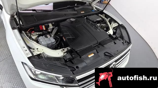 Volkswagen Touareg Tuareg 3rd generation 2020 года - вид 6