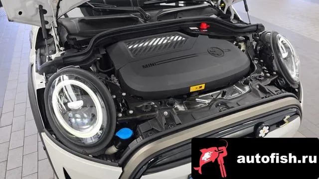 Mini Cooper Cooper Electric 2023 года - вид 6