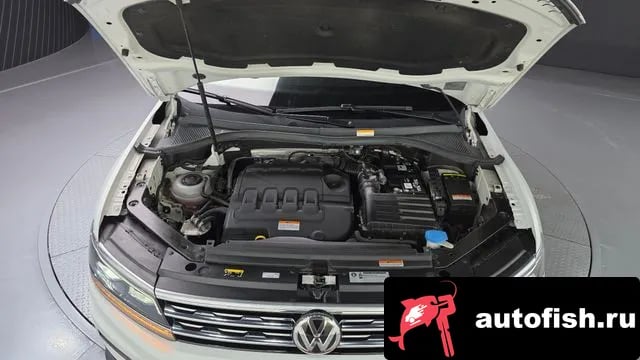 Volkswagen Tiguan Tiguan second Generation 2020 года - вид 6
