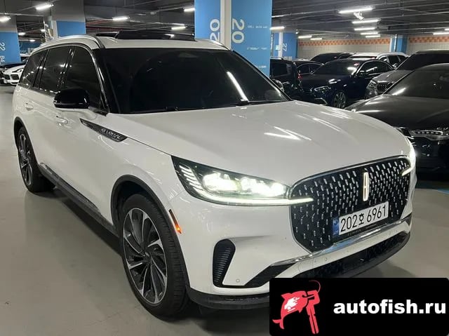 Lincoln Aviator Aviator 2nd generation 2025 года - вид 2