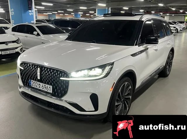 Lincoln Aviator Aviator 2nd generation 2025 года - вид 3