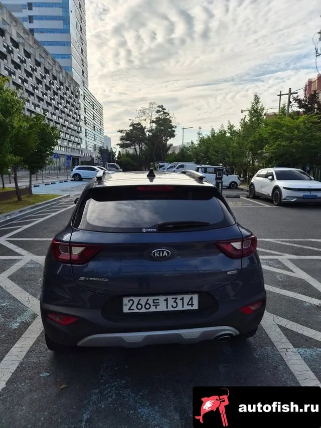 Kia Stonic Stony 2020 года - вид 3