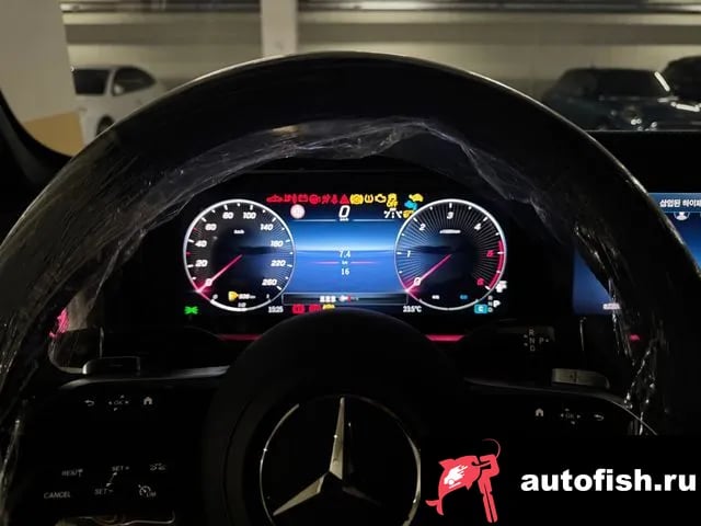 Mercedes-Benz G-Class G-Class W465 2026 года - похожие автомобили