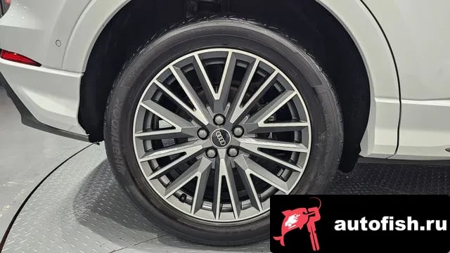 Audi Q3 Q3 (F3) 2022 года - вид 5