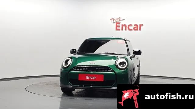 Mini Cooper Cooper C 4th generation 2024 года - вид 2