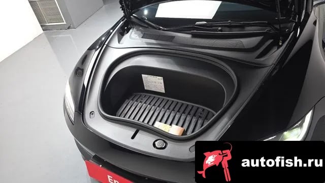 Tesla Model 3 Model 3 2025 года - вид 5