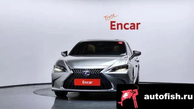 Lexus ES ES300h 7th generation 2022 года - вид 3