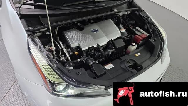 Toyota Prius Prius 4th Generation 2021 года - вид 6