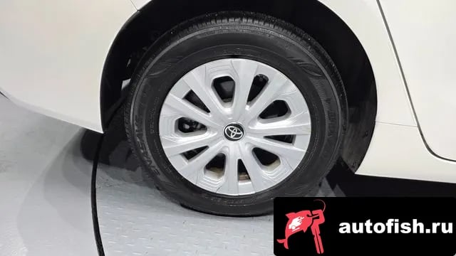 Toyota Prius Prius 4th Generation 2019 года - вид 5