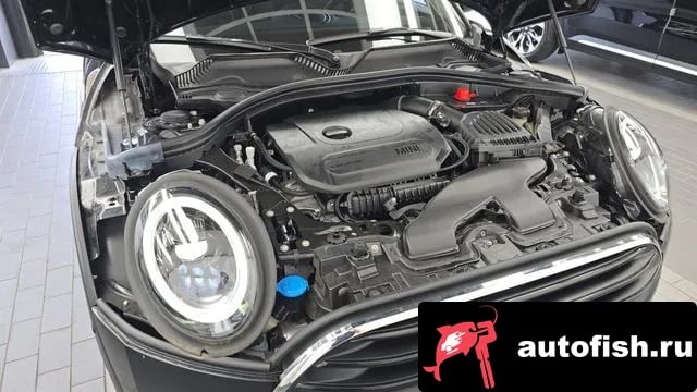 Mini Clubman Cooper Clubman 2024 года - вид 6