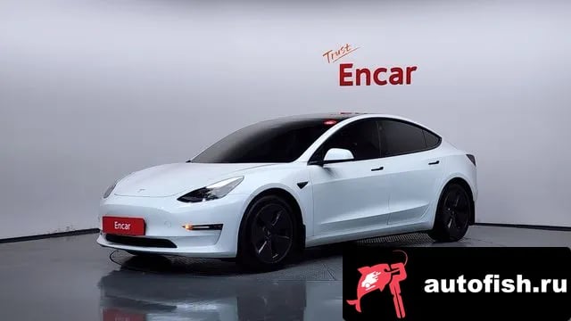 Tesla Model 3 Model 3 2021 года - автомобиль из Южной Кореи