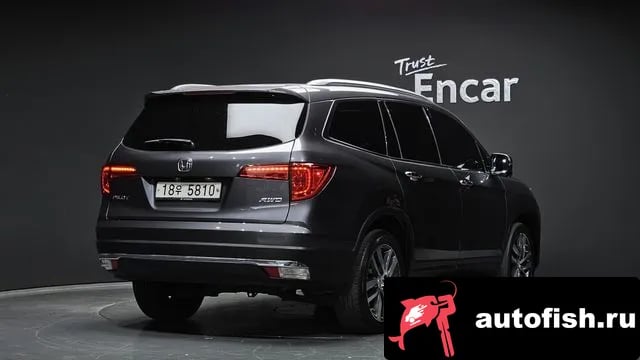 Honda Pilot Pilot 3rd generation 2018 года - вид 2