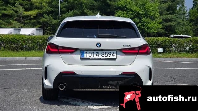 BMW 1-Series 1 Series (F40) 2023 года - вид 4