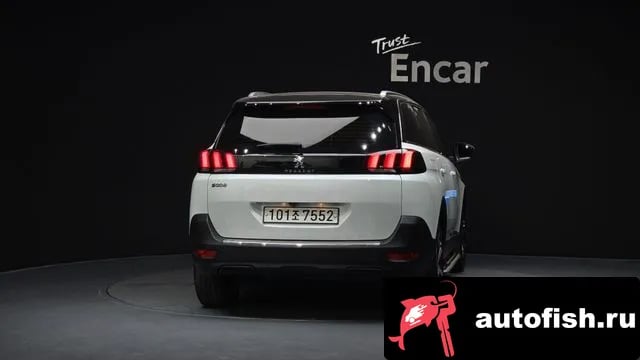Peugeot 5008 5008 second generation 2020 года - вид 4