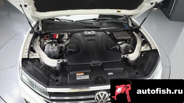 Volkswagen Touareg Tuareg 3rd generation 2020 года - вид 6