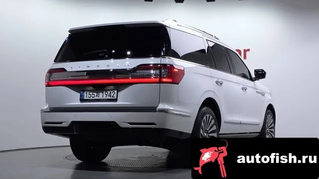 Lincoln Navigator Navigator 4th generation 2021 года - вид 2
