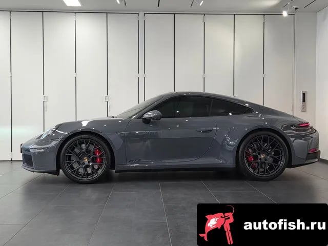 Porsche 911 911 (992) 2025 года - вид 6