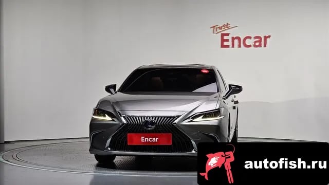 Lexus ES ES300h 7th generation 2019 года - вид 3