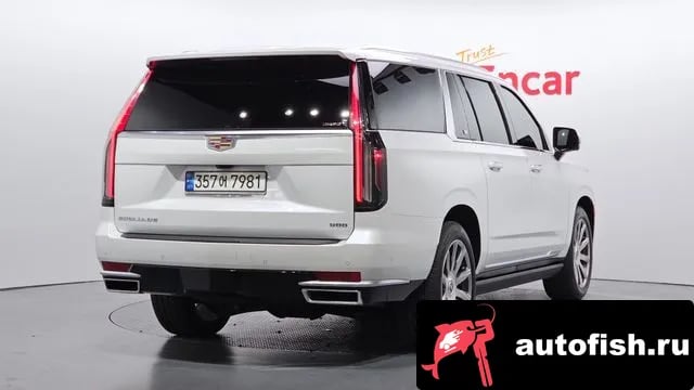 Cadillac Escalade Escalade 5th Generation 2021 года - вид 2