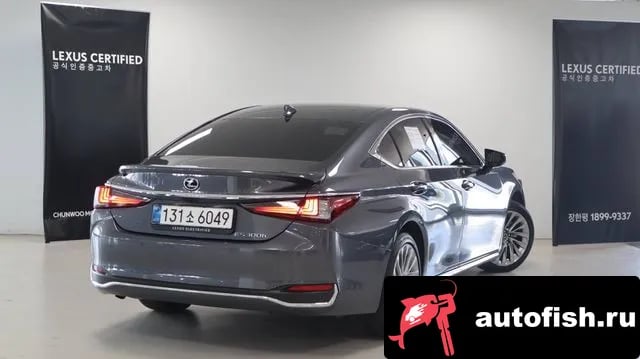 Lexus ES ES300h 7th generation 2025 года - вид 2