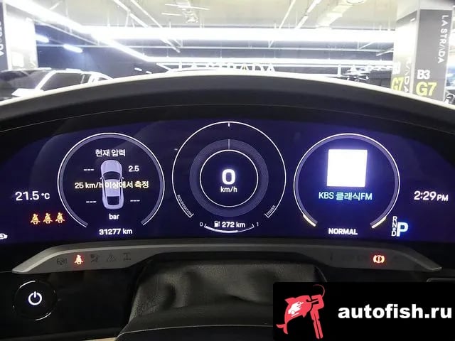 Porsche Taycan Taikan 2023 года - вид 5