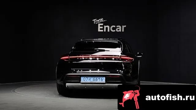 Porsche Taycan Taikan 2023 года - вид 4