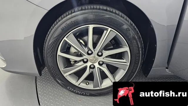 Lexus ES New ES300h 2018 года - вид 5