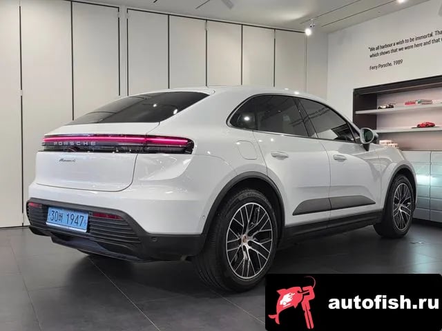 Porsche Macan Makan EV 2025 года - вид 2