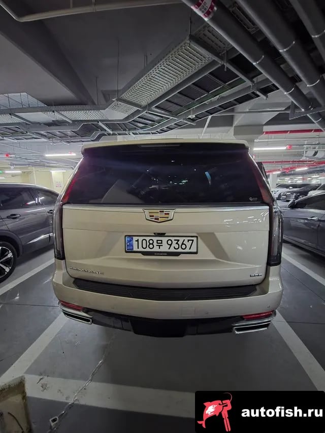 Cadillac Escalade Escalade 5th Generation 2021 года - вид 3