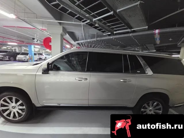 Cadillac Escalade Escalade 5th Generation 2021 года - вид 4