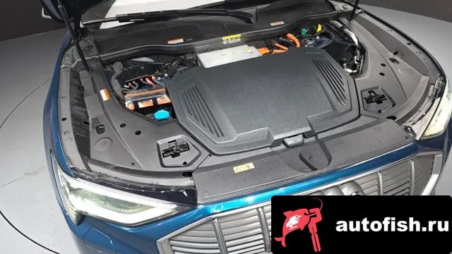 Audi e-tron e-Tron 2020 года - вид 6