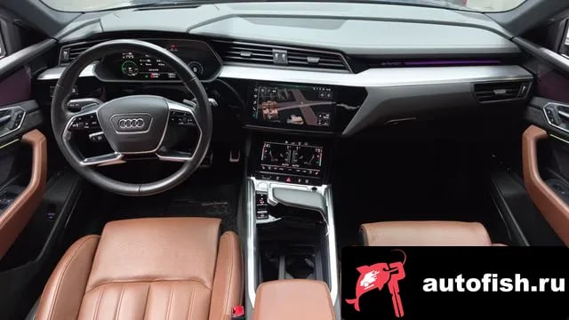 Audi e-tron e-Tron 2020 года - похожие автомобили