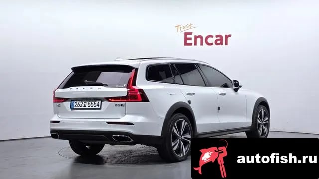 Volvo V60 V60 Cross-country 2nd Generation 2020 года - вид 2