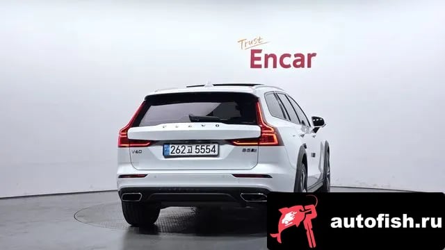 Volvo V60 V60 Cross-country 2nd Generation 2020 года - вид 4