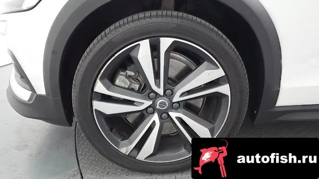 Volvo V60 V60 Cross-country 2nd Generation 2020 года - вид 5