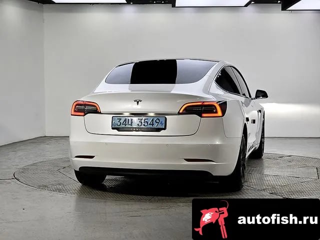 Tesla Model 3 Model 3 2020 года - похожие автомобили